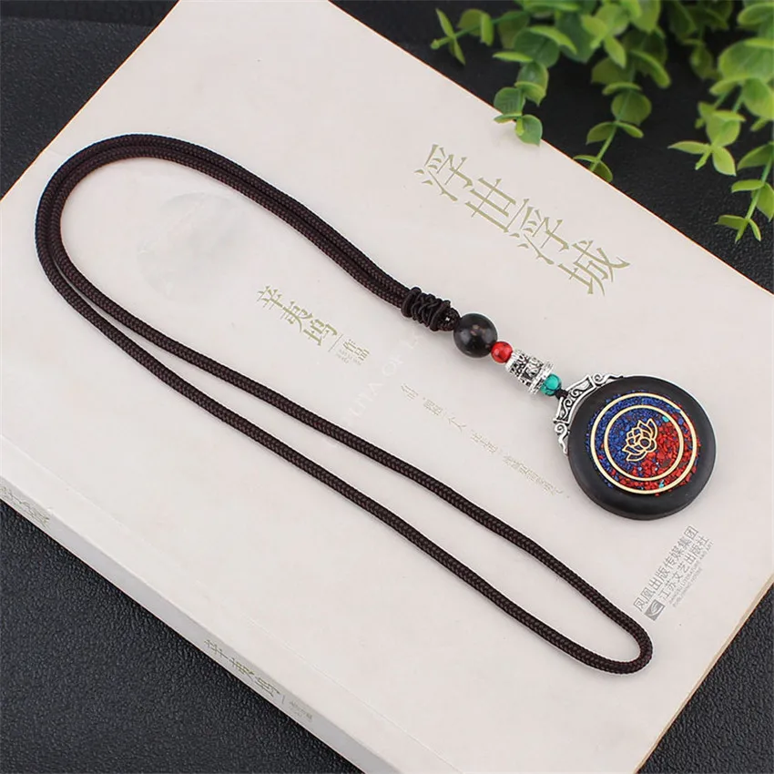 Nepal Thangka Pendant Male Green Mother Manjusri Ebony Buddha Retro Necklace Wool Chain Pendant Female Amulet Patron Lucky Safe