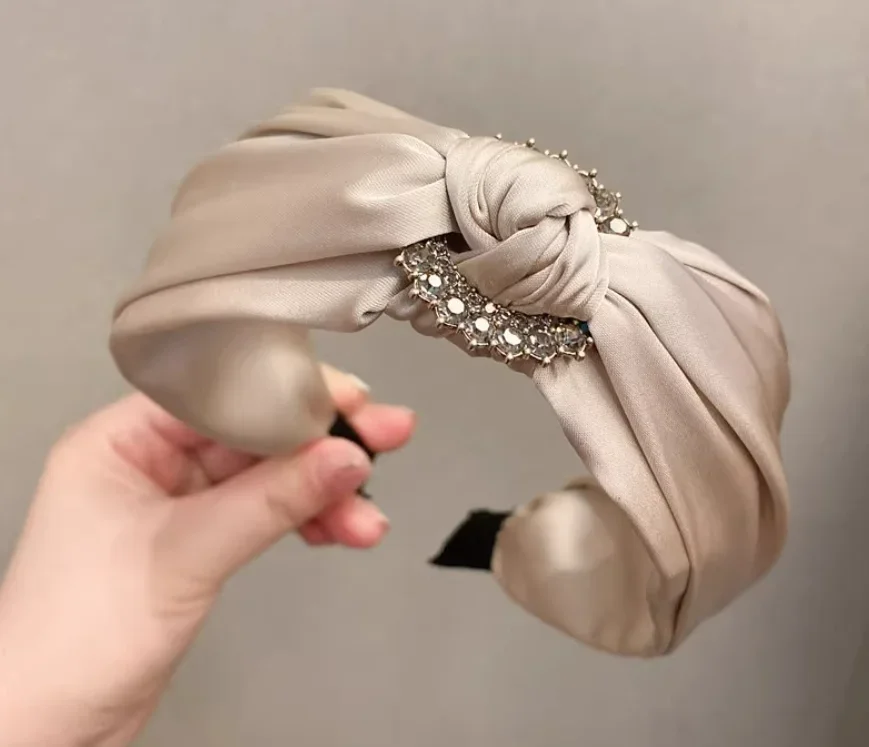 2024 New  Women\'s Hair Pin Satin Wide Brim Solid Color Fabric Craft Diamond-Laid Headband Knotted Headband