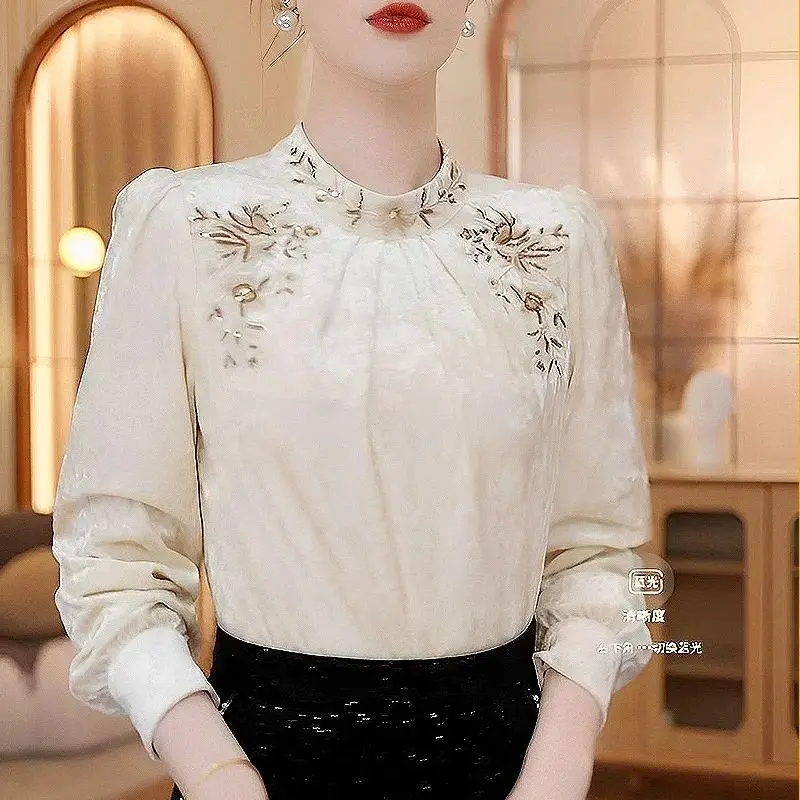 High New Chinese Velvet Shirt Women\'s Long Sleeved Spring New Item Light Luxury Embroidered Top Pleated Design Blouses Shirt