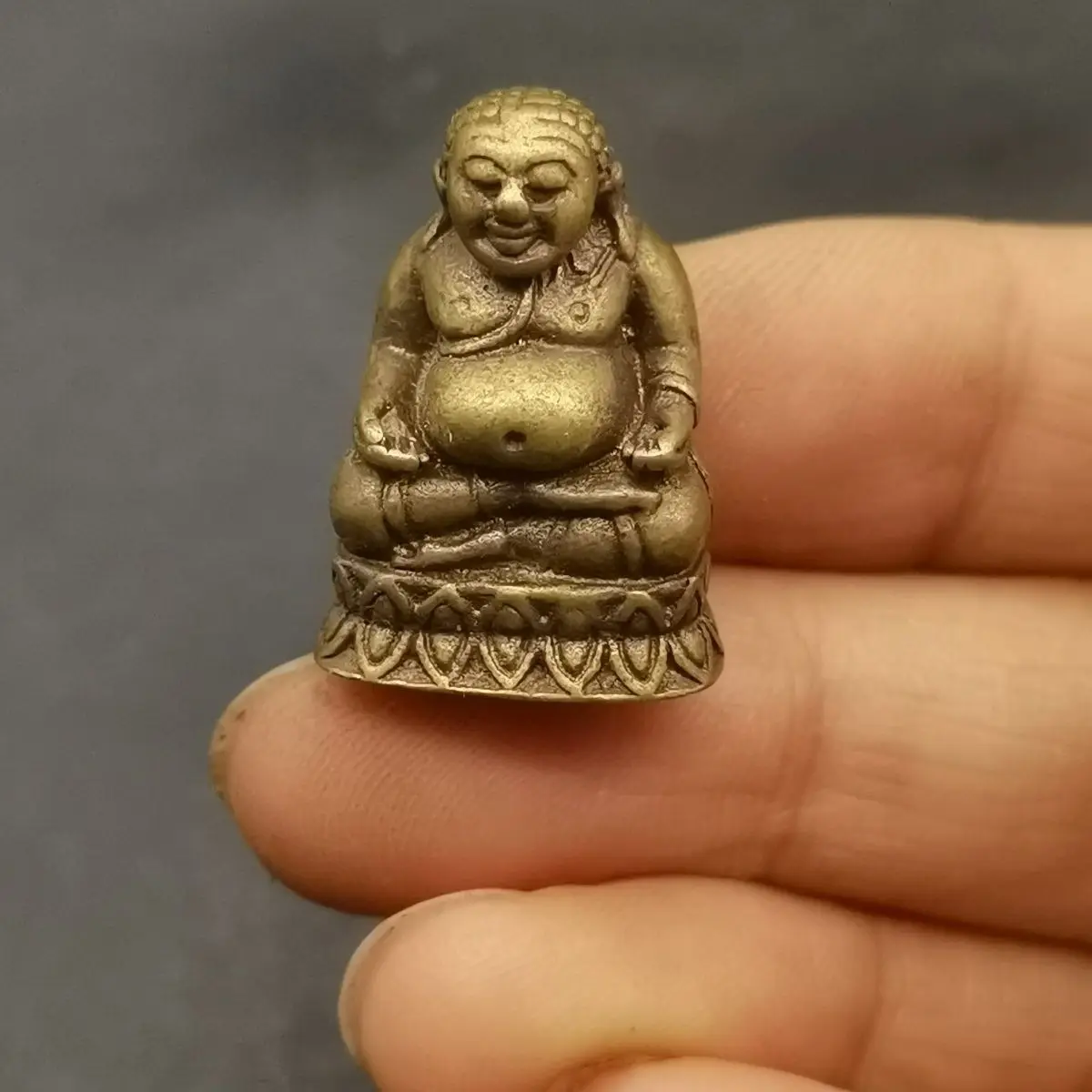 Tibetan seated buddha with a big belly Statues Figurines Lucky Ornaments Home Decoration gifts