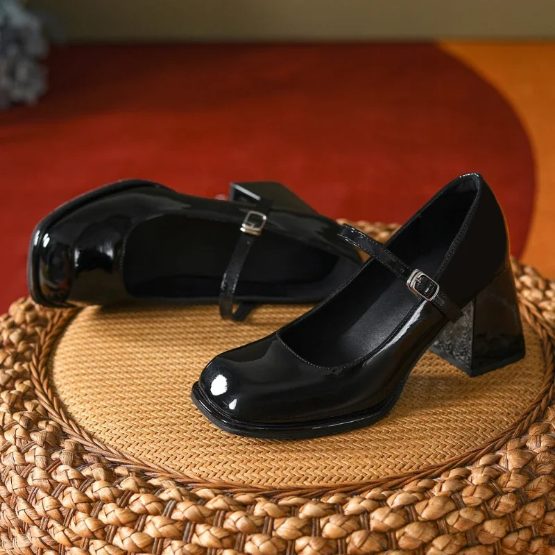 Mary Janes Vintage Black Sandals Woman Buckle Non-Slip Casual Medium Heels Office Ladies Solid Elegant Heels Korean 2024 Summer