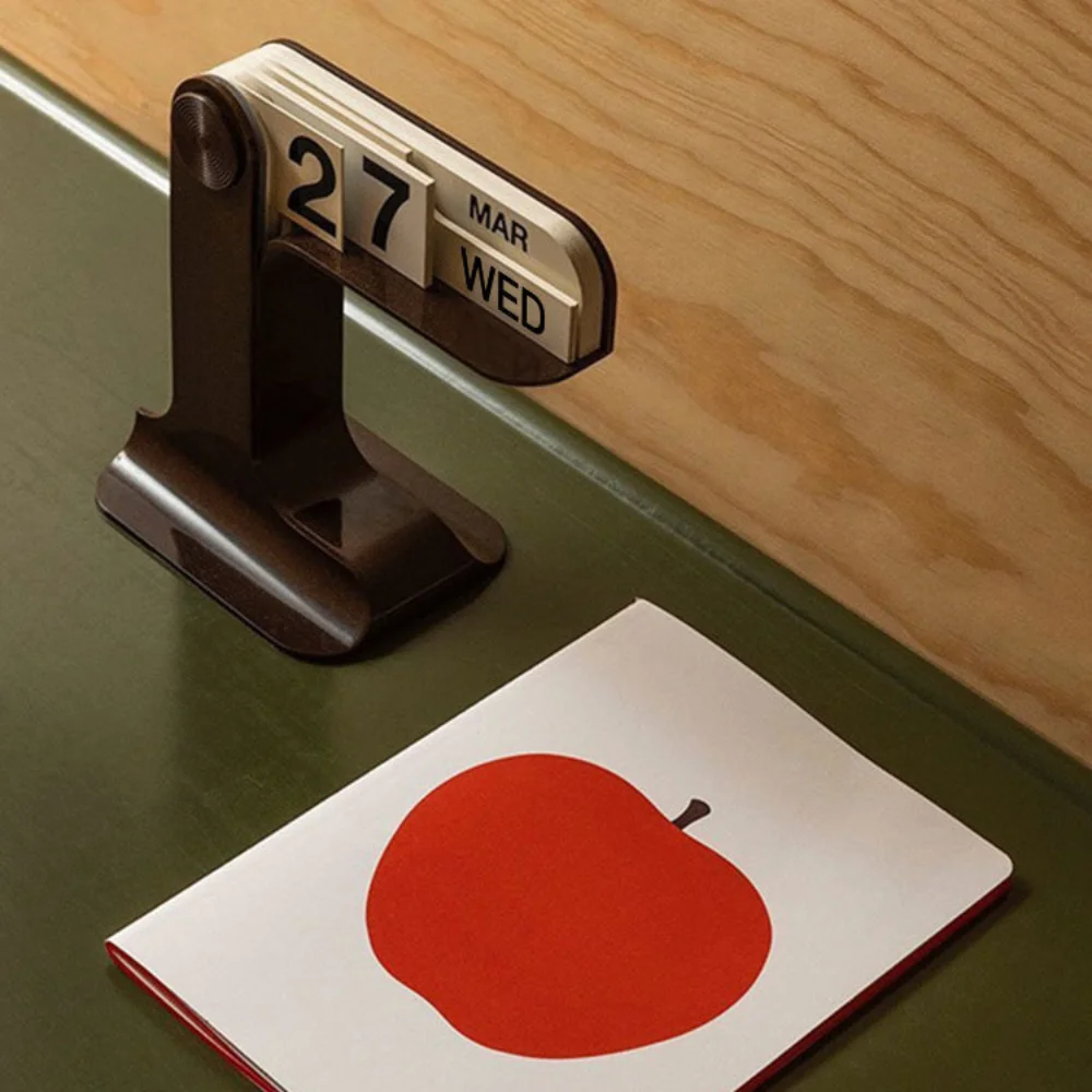 

Creative INS Design Desktop Calendar Modern Reusable Flipping Calendar Rotatable Simple Desk Calendar Home