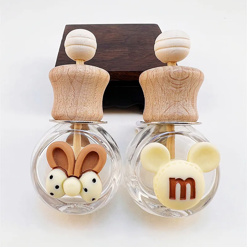 Cartoon Car Air Outlet Perfume Bottle Car Aromatherapy Bottle Wooden Cute Essential Oil Bottle Car Cute Decoration Accessories