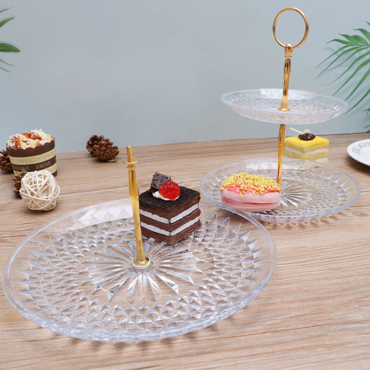 

Круглая 3-ярусная подставка для десертов: прочная пластиковая конструкция, портативная, складная, идеально подходит для свадебных торжеств и Дня благодарения