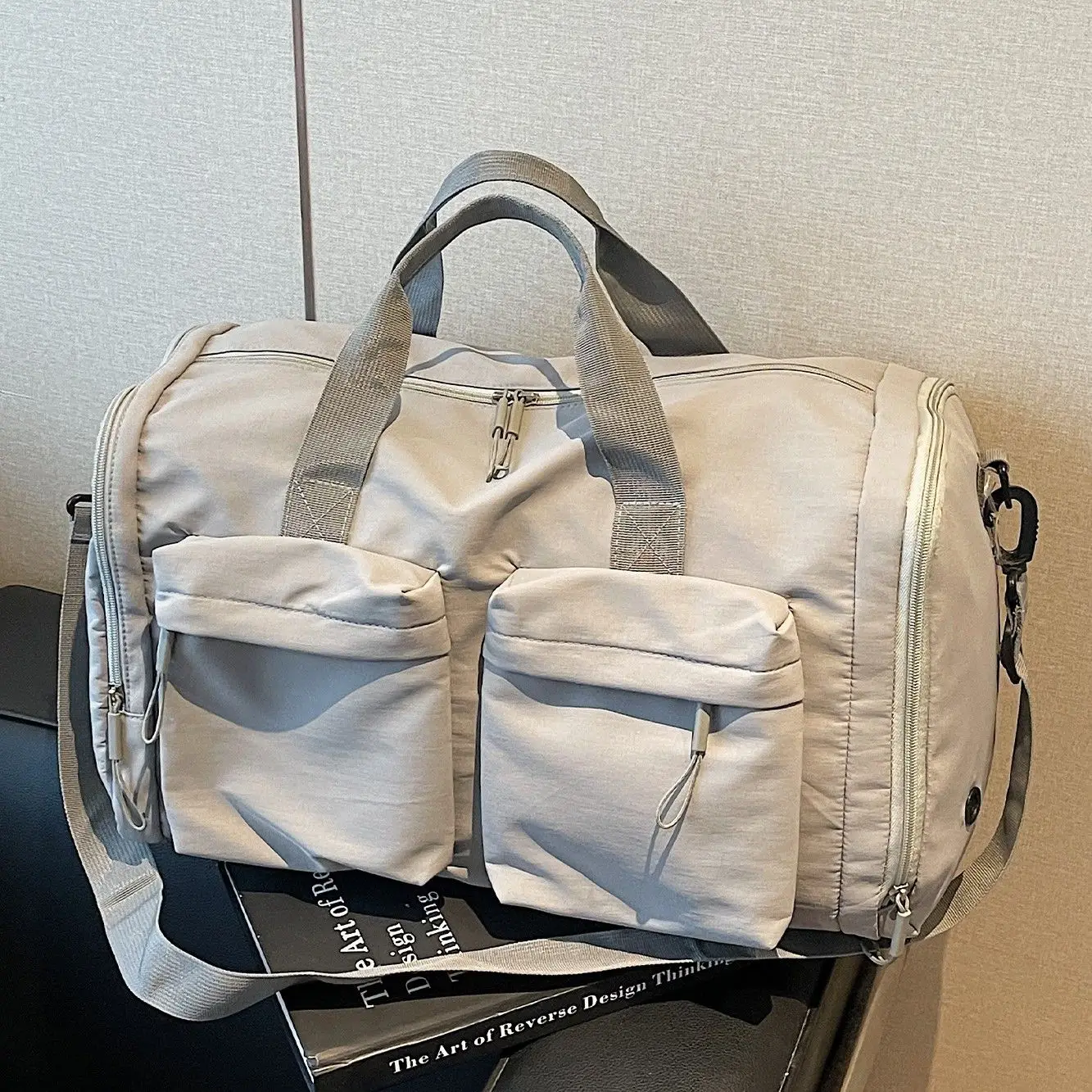 Short Trip Large Capacity Handheld Travel Bag Foldable Check-In Bag Luggage Bag with Rod for Business Trip Maternity Bag Storage