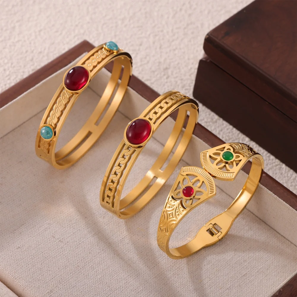 

MARKA Vintage Hollowed Out Stainless Steel Bracelet for Women Gold-plated Waterproof Bohemian Ethnic Style Handmade Gift