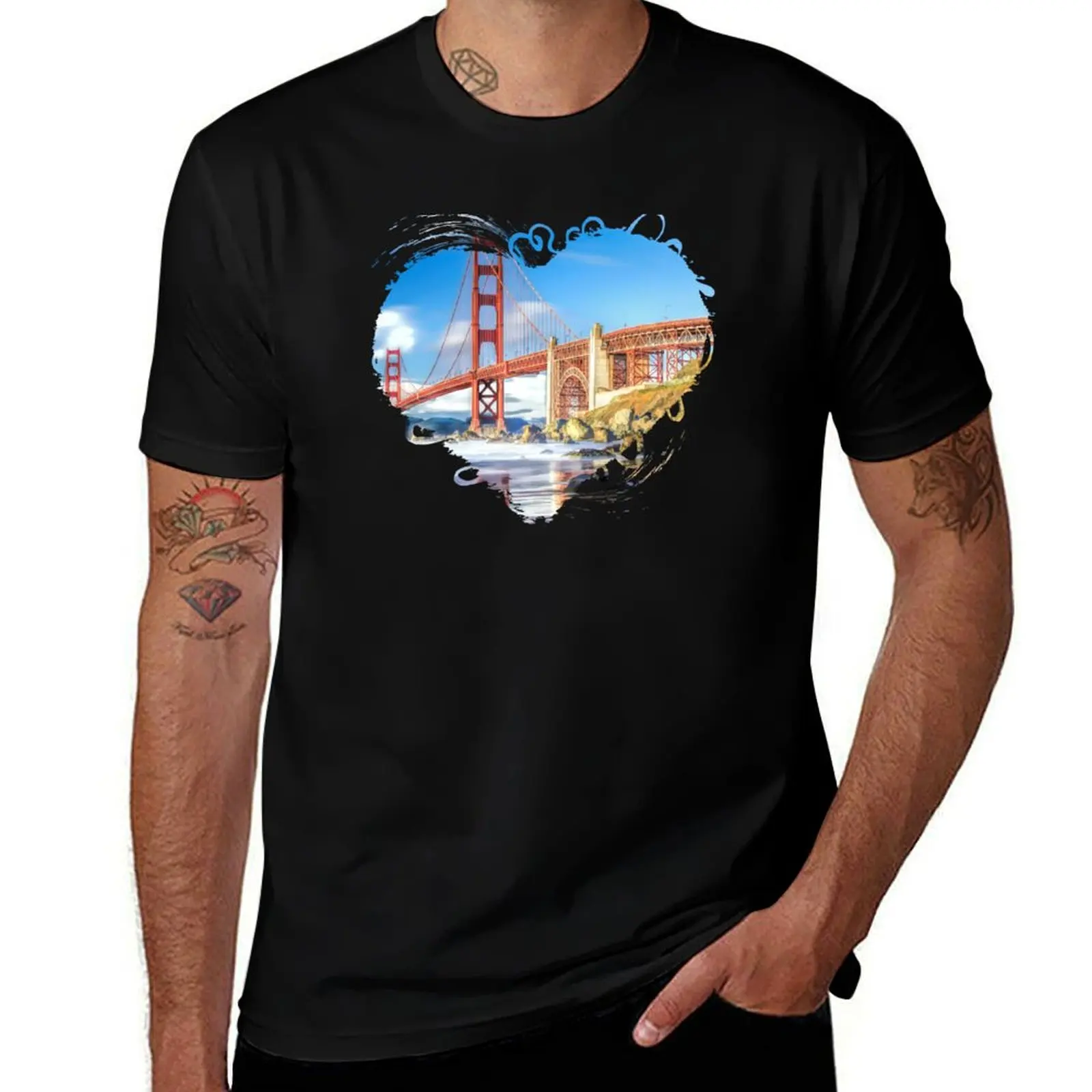 

Golden Gate Bridge in San Francisco T-Shirt baggy shirts man clothes vintage t shirt men