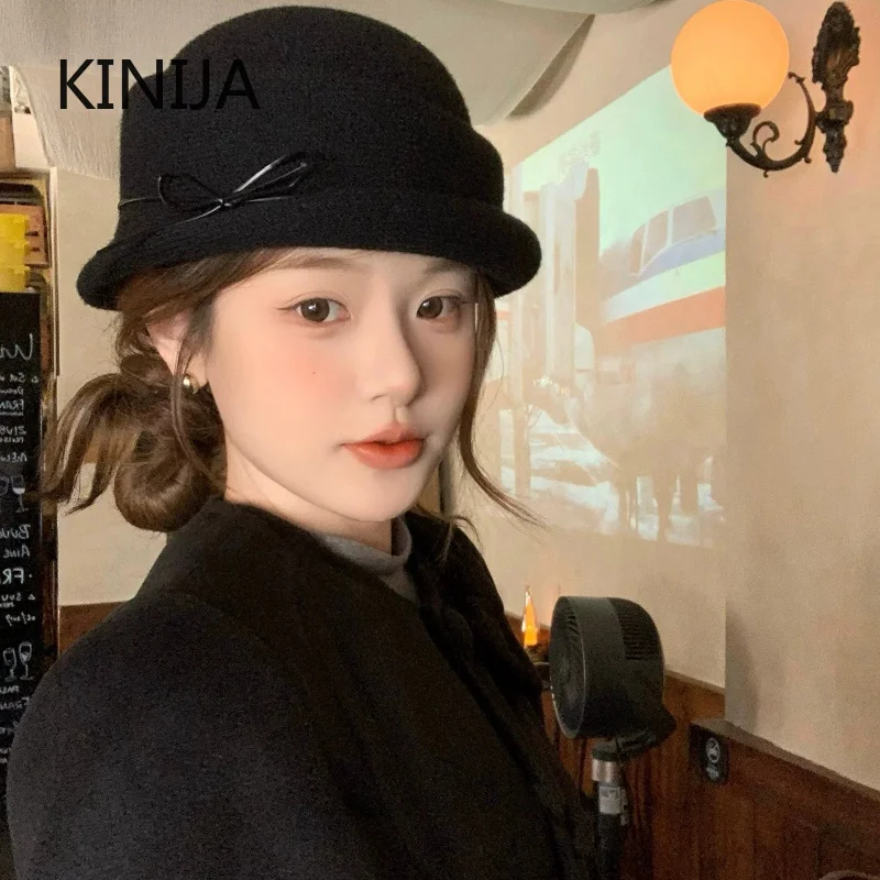 Hepburn Style Wool Top Hat Beret Women Autumn Winter French Style Women Elegant Hat Fashionable Fisherman Hat for Party Wedding