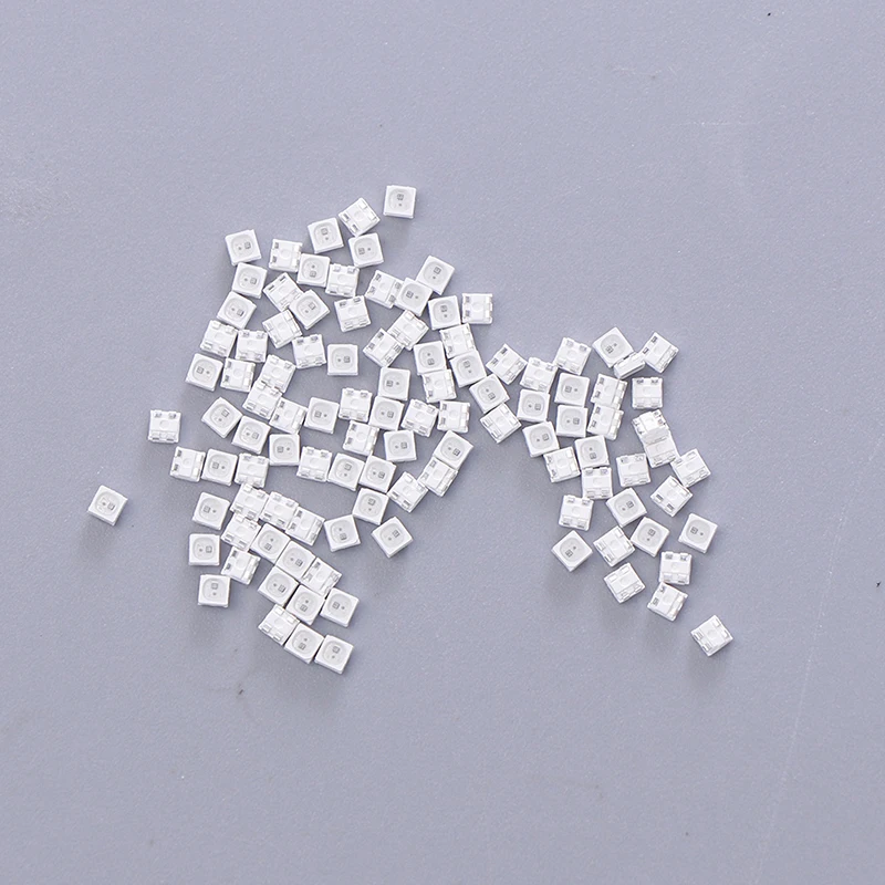 100Pcs WS2812B 2020 LED Chip Mini White PCB RGB Full Color LED Chip DC5V per schermo a strisce LED