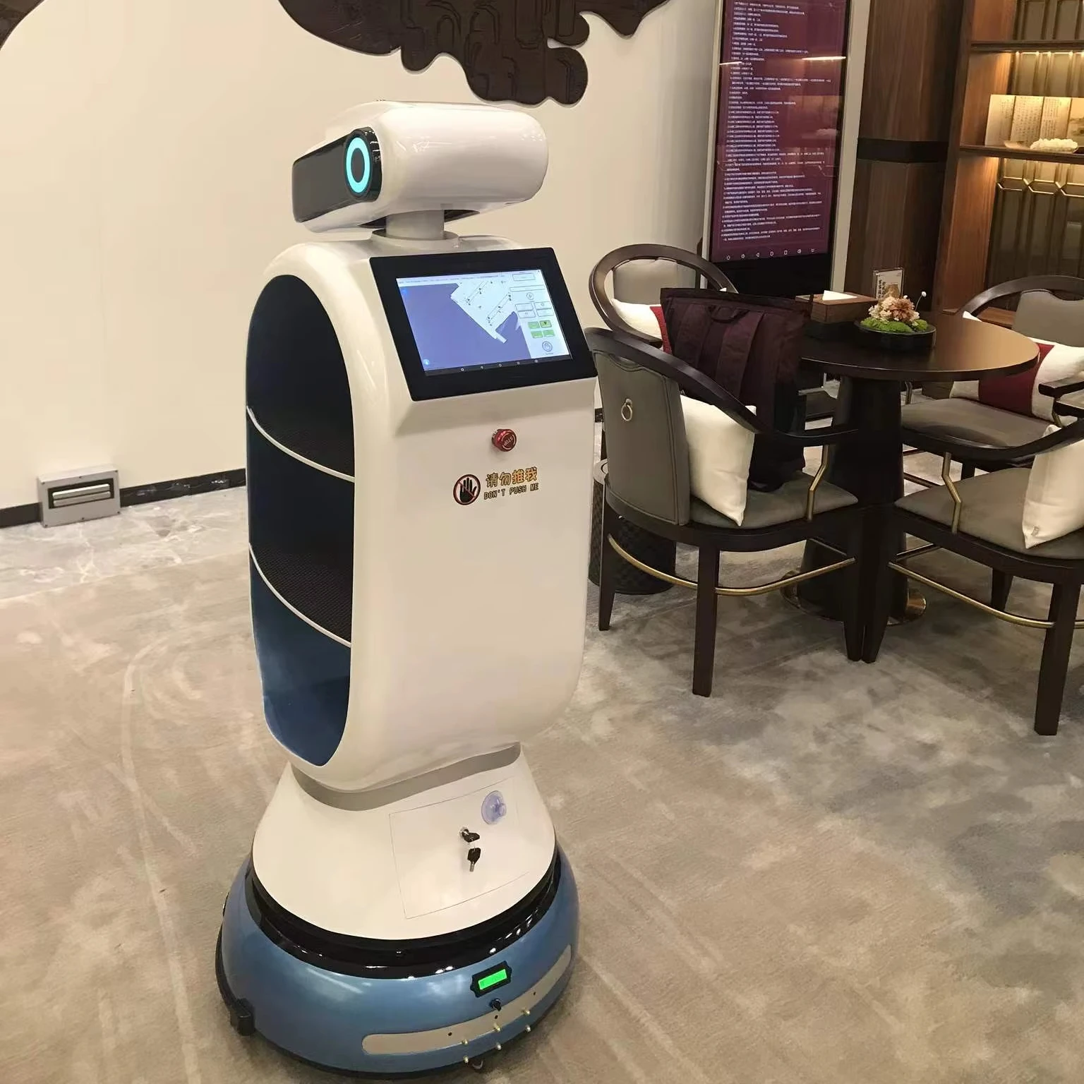 Fully Automatic Intelligent Service Robot Museum Exhibition Hall Amusement Park Resort AI Humanoid Service Robot