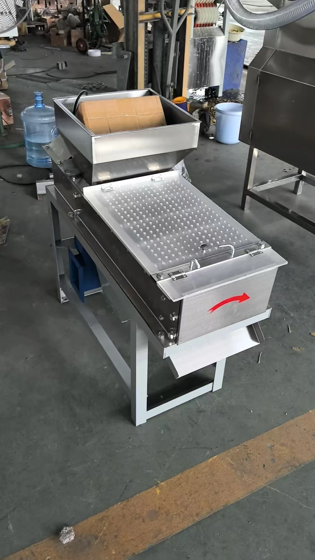 2026 New Peanut Kernel Dry Stir Fried Peeling Kernel Peel Separator Peanut Granule Peeling hine
