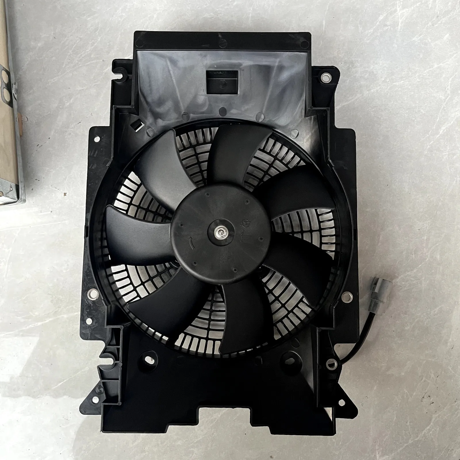 Wholesale Replacement AC Condenser Electronic Fan For HINO 700 MEGA PROFIA Heavy Duty Truck Parts