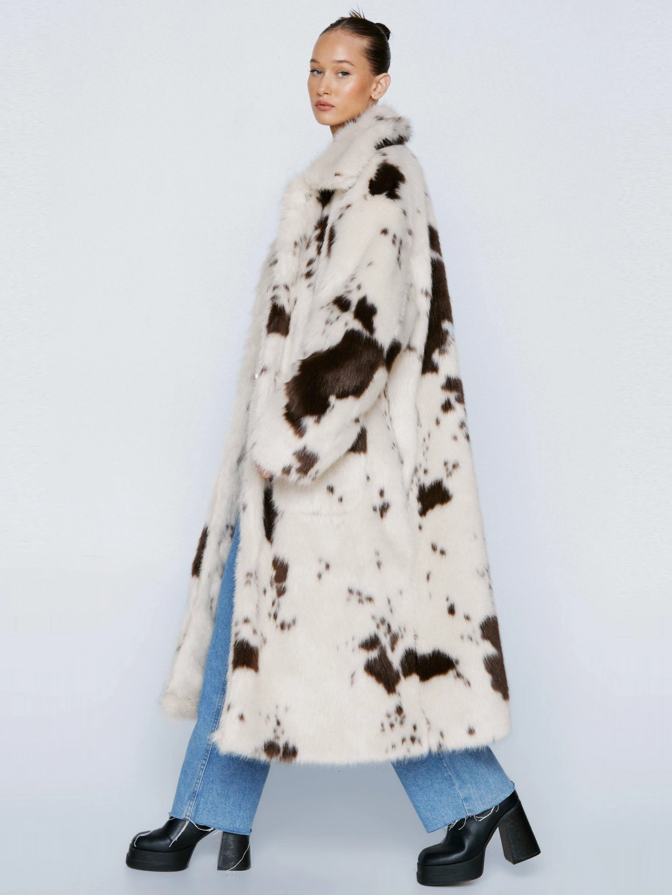 FHILLINUO Fur Coats Fur Cow Print Jacket Women Elegant White Fluffy Solid Thicken WarmCoats Winter Chic Oversize Lady