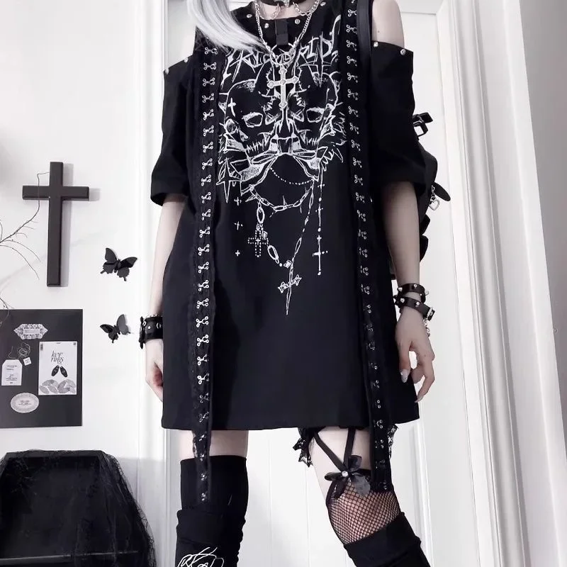 

Darkly Series Punk Print Subculture Gothic Short Sleeved Off Shoulder T-shirt Design Sense Loose Sweet and Spicy Tops Summer