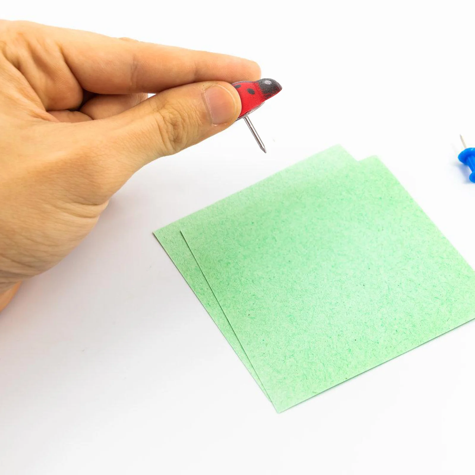 50 قطعة الخنفساء الإبهام المسامير الحيوان على شكل دبابيس ضغط حساسة متعددة لوازم مكتب مكتب الملحقات