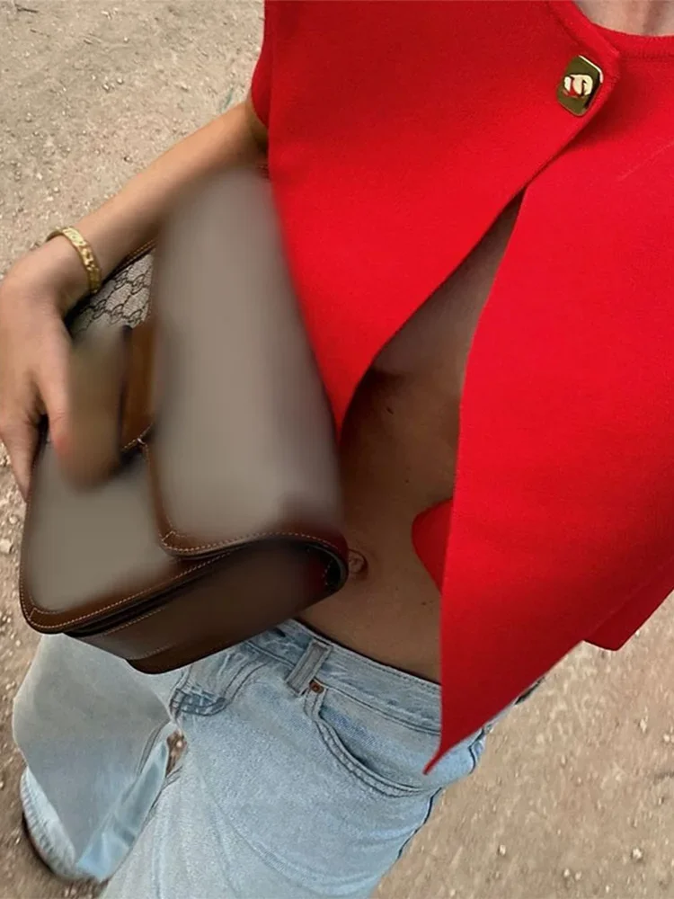 2024 Zomer Mode Rood Cropped Gebreide Vesten Dames Korte Effen Enkele Knopen Gebreide Jassen Lady Party Club Slanke Jassen