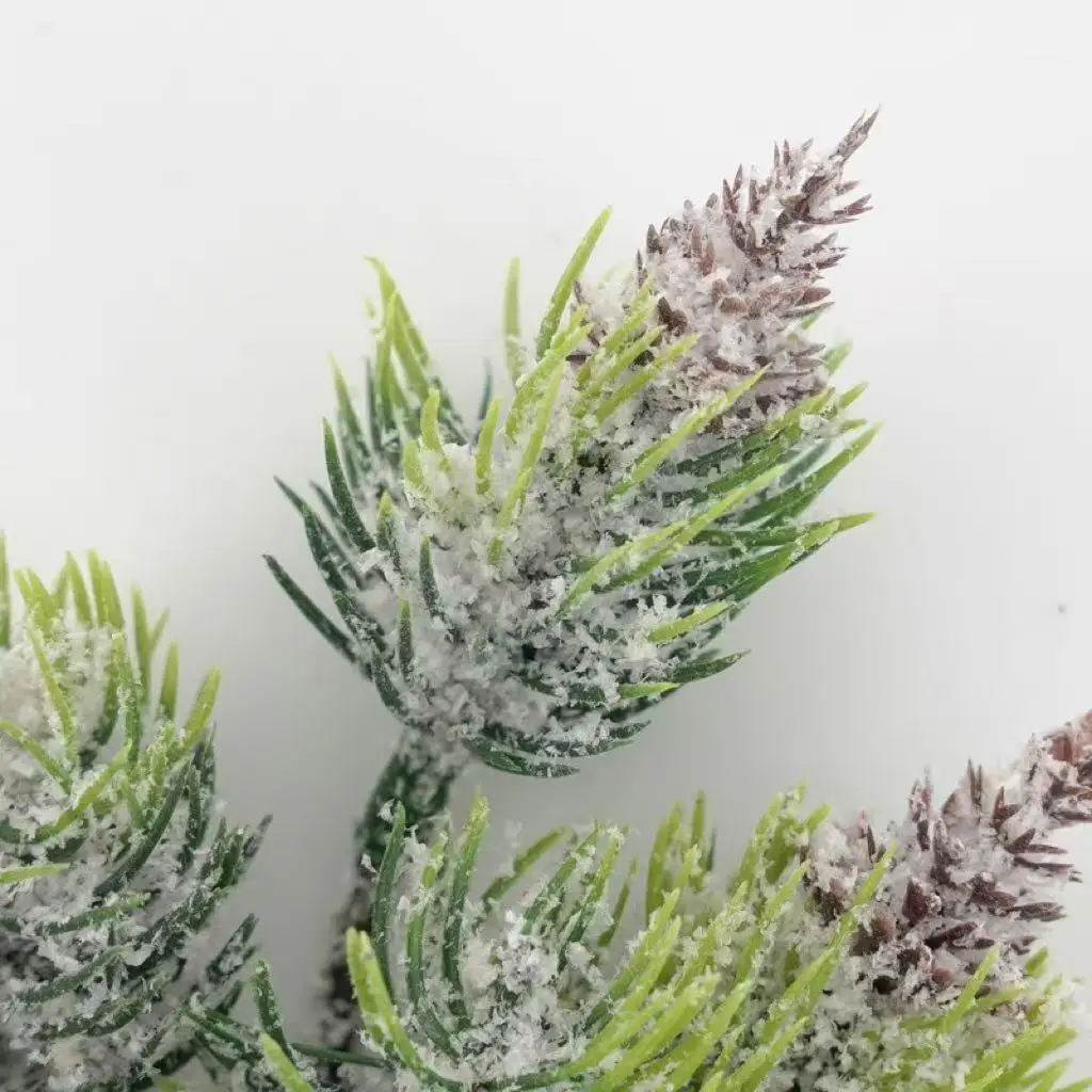 Künstliche Pflanze Schneeflocken-Kiefernnadeln Weihnachtsranke Hängedekoration für Zuhause, Garten, Wand, Kranz, Hochzeit, Party, Fotografie – Detail 6