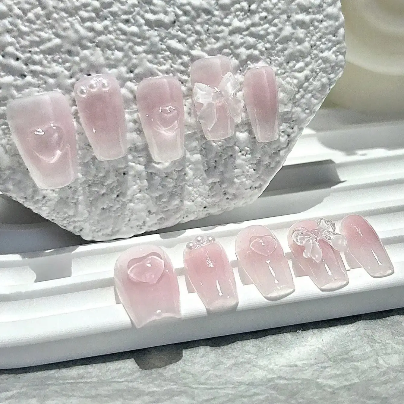 Cute Pink Sweet Princess Removable Handmade Wear Nail Art Y2K Vitality Girl Short Fake Nails Blush Bow Nail Patch