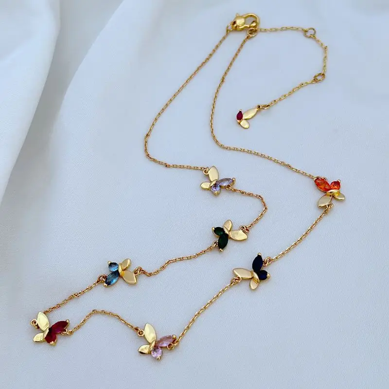 KS الأوروبية امرأة جميلة مزاجه الموضة حية ولطيفة سبعة ألوان فراشة قلادة مجموعة أساور خمسة ألوان