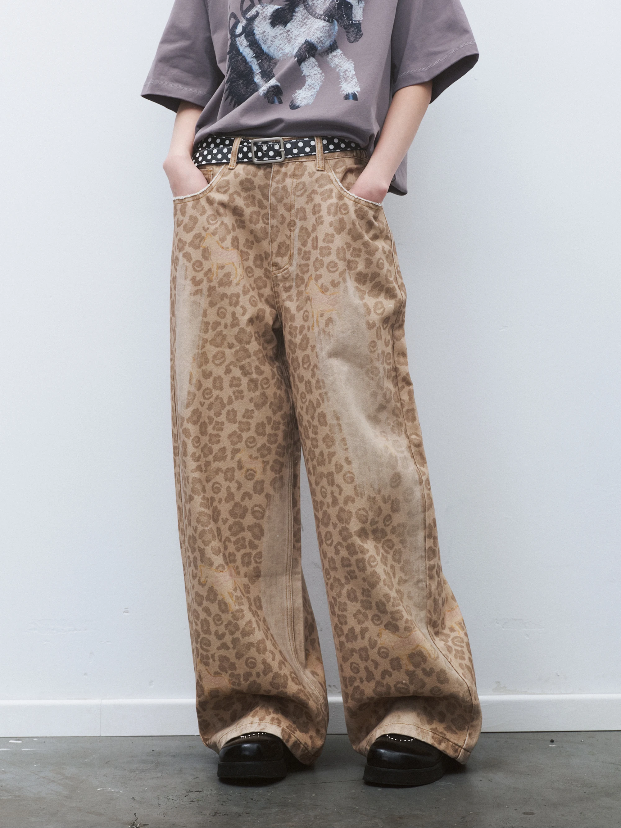 

Street Style Wide Leg Pants Leopard Print Pony Pattern Worn out Casual Trousers Youth Fashion Loose Fit Straight Tube Jeans