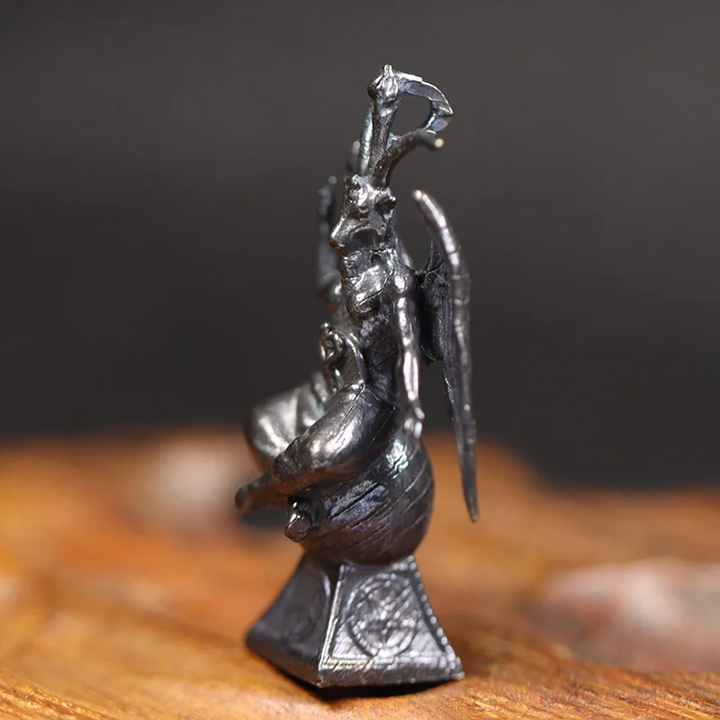 Black Brass Death God Goat Head Figurines Miniatures Vintage Metal Devil Model Statue Desktop Toy Ornament Decoration Collection