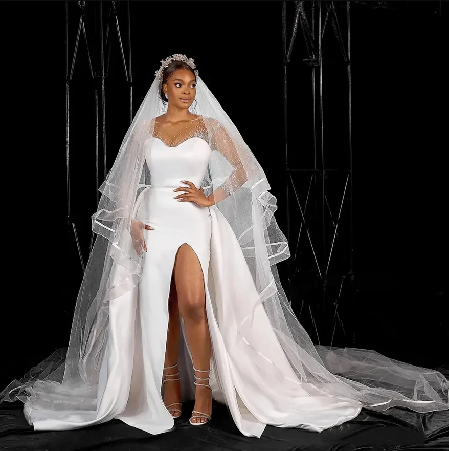 Customized Beaded Mermaid Wedding Dresses with Split O Neck 3/4 Sleeve Bride Gown with Detachable Train White Satin vestido de