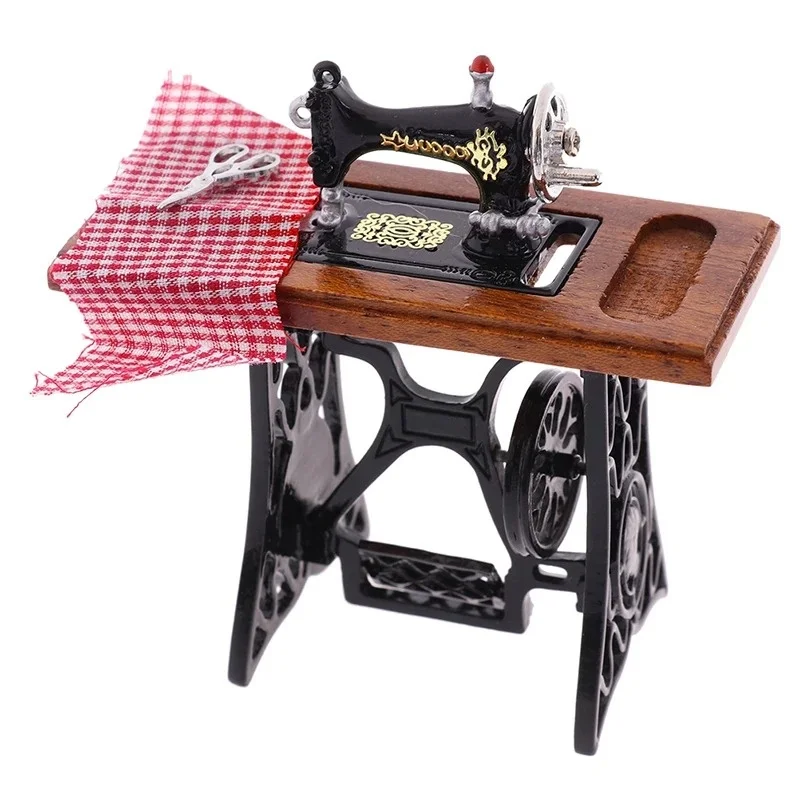 1:12 Dollhouse Miniature Furniture Retro Sewing Machine Tailor Toy Doll House Vintage Decoration Accessories