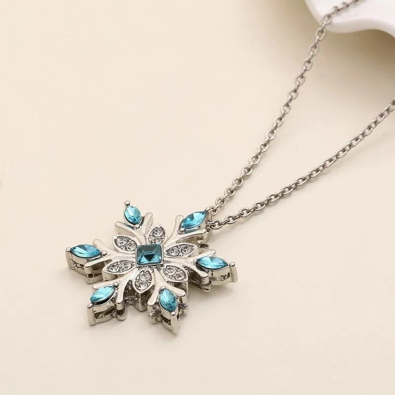 قلادة أنيقة على شكل ثلج للنساء قلادة أنيقة على شكل ندفة الثلج إكسسوارات مجوهرات هدية لحفلات أعياد الميلاد وهدايا للزوجين #1