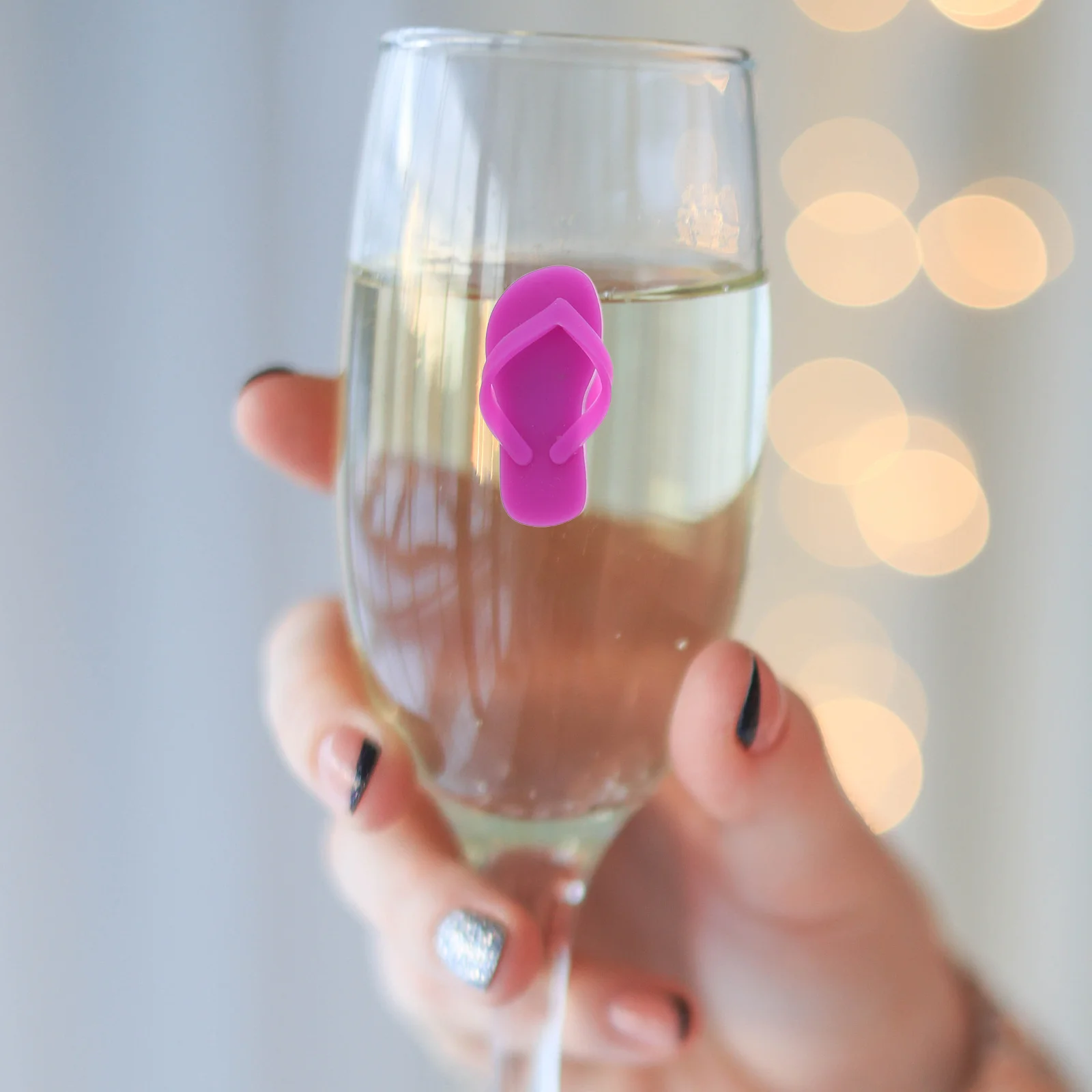 

18Pcs Silicone Wine Glass Charms Slipper Shape Suction Attachment Drink Markers for Party Bar Restaurant Home Use