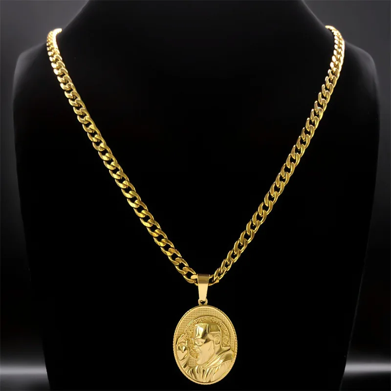 2024 New fashion Father Pio Medallion Pendant necklace temperament everything with stainless steel collarbone chain for men and