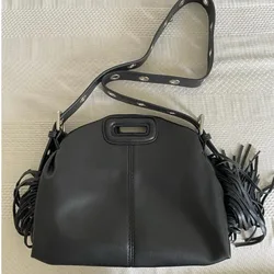 Sac à Main en Cuir PU avec Pompon pour Femme, Sacoche Sous les Bras, Bandoulière, Initiée, E27