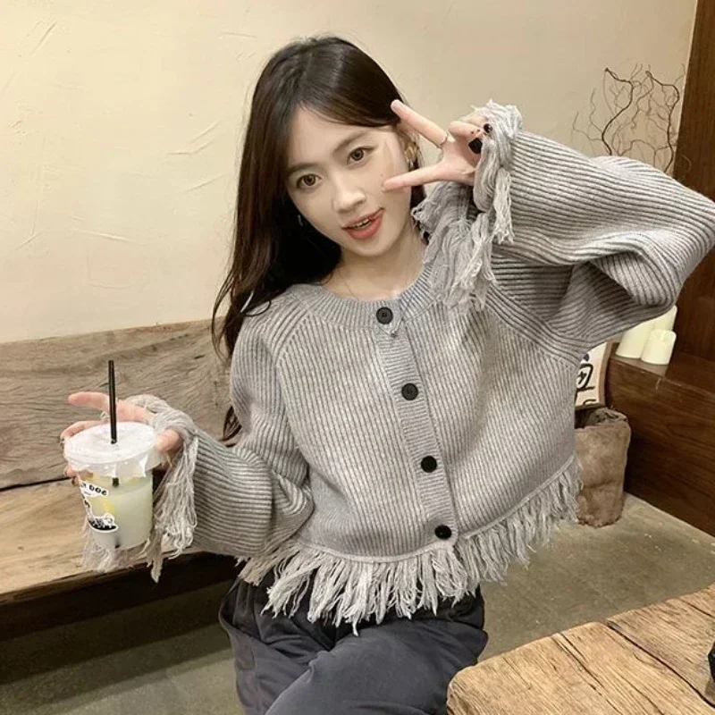 Women's Sweater Round O Neck Knit Tops for Woman Cardigan Short Crop Grey Y2k Vintage Sale Tall Korean Luxury Economics Modern