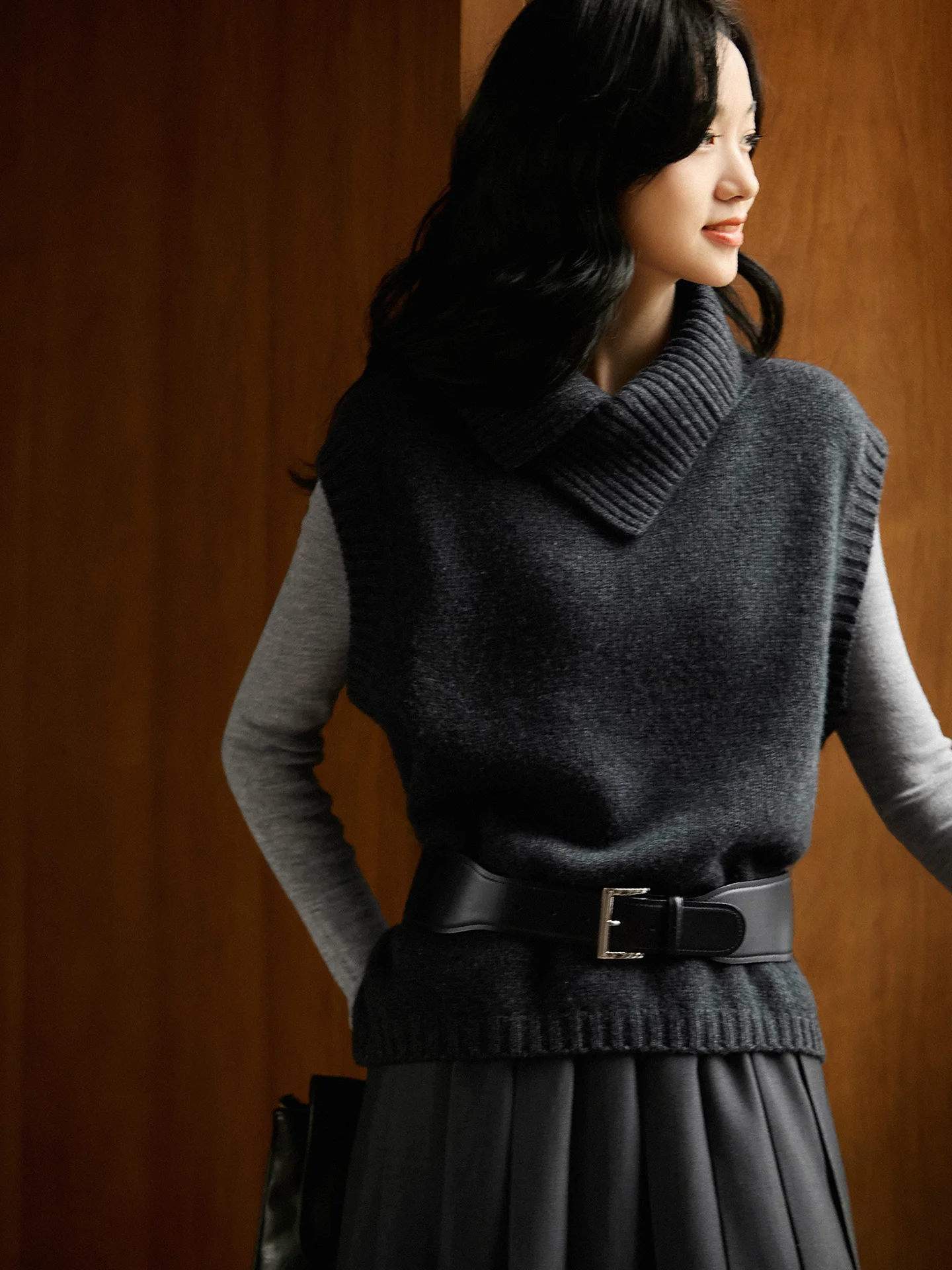 

Ele Thiened High Collar Knitted Vest Pure Color Autumn Winter Warm Camere Faionable Comfortable Women's Vest Top