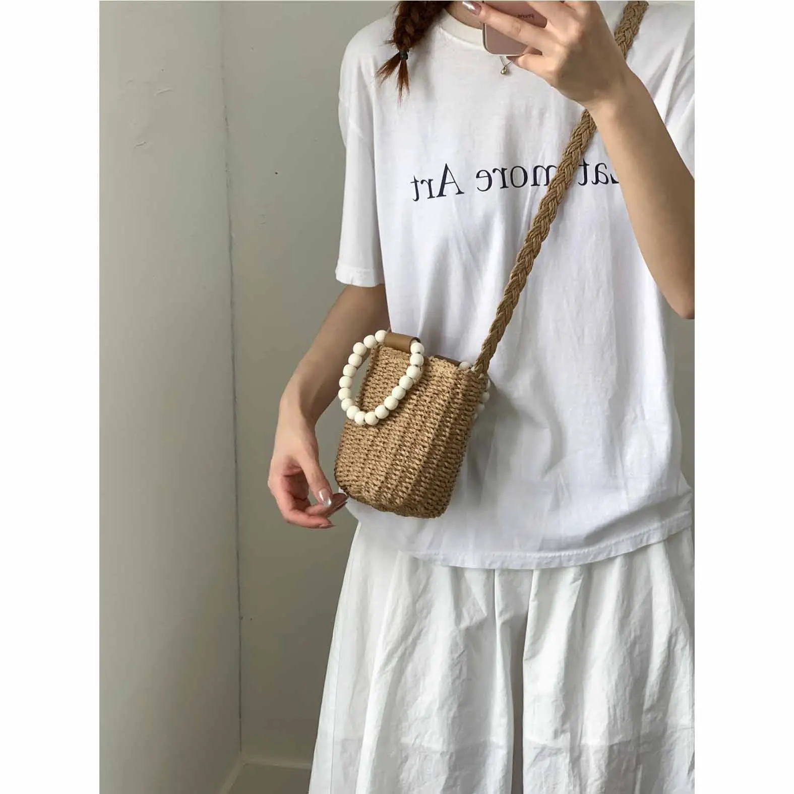 

Beaded hand-woven bag for women 2025 new all-match small fresh leisure beach bag crossbody bucket bag