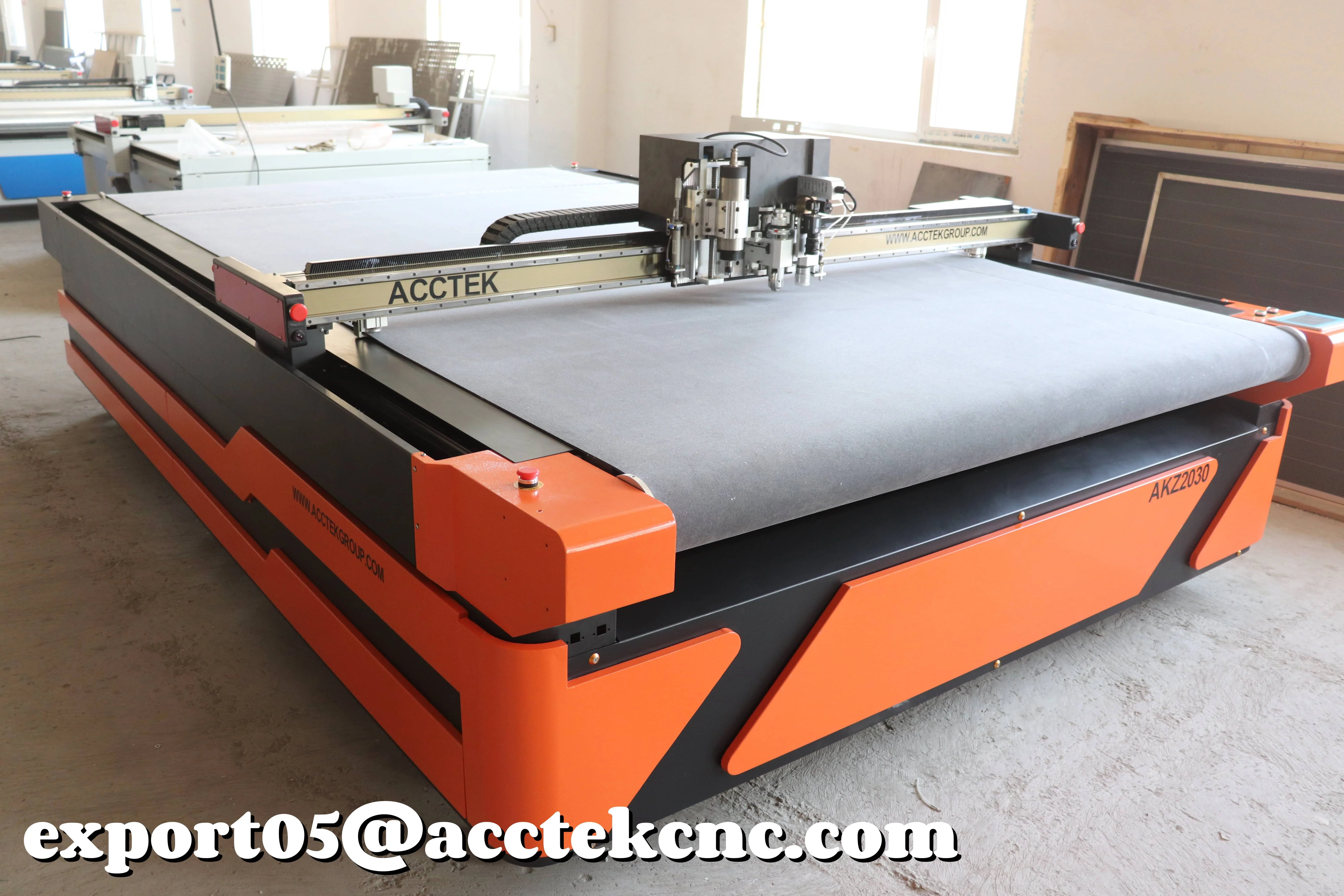 

CNC Cutter Fabric Leather Paper Corrugated board Oscillating Knife cutting tools Precise Vibrating cutter