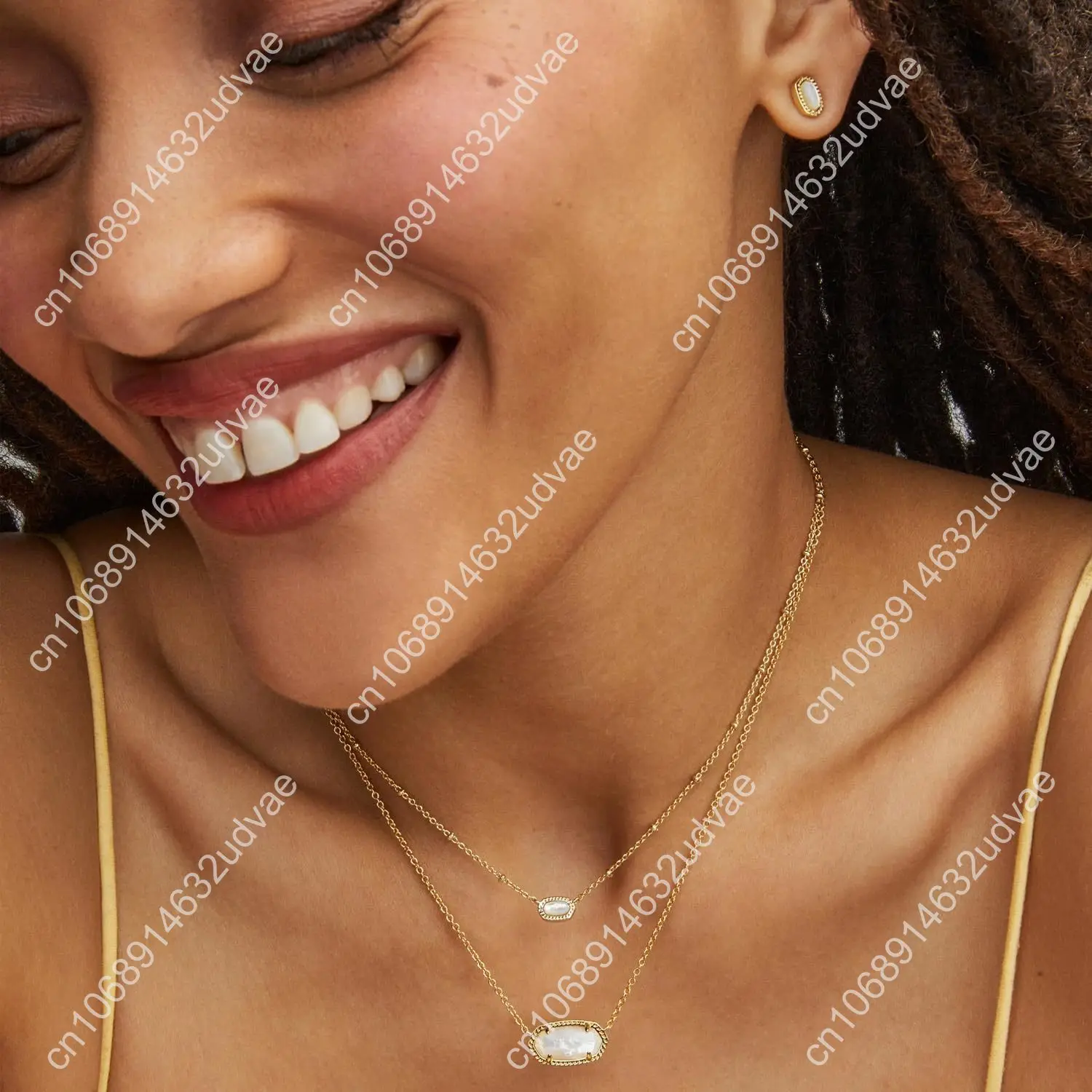 قلادة Scott Mini Elisa المطلية بالذهب عيار 14 قيراط على شكل قمر صناعي قصير، مجوهرات عصرية للنساء