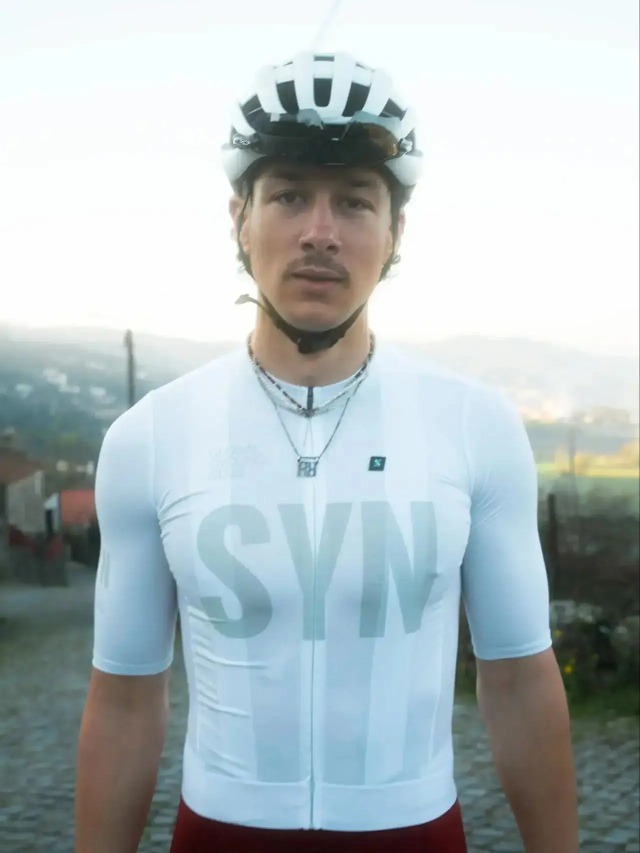 AliExpress NONE 2025 SYN Men's cycling jersey for summer MTB road cycling high-quality moisture wicking and sweat wicking cycling sweatshirt