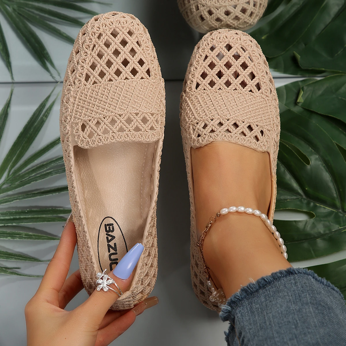 Women Sandals Summer Style Fashionable Sandals Comfortable Flat-soled Shoes Outer Wear Non-slip Lightweight Shoes for Women