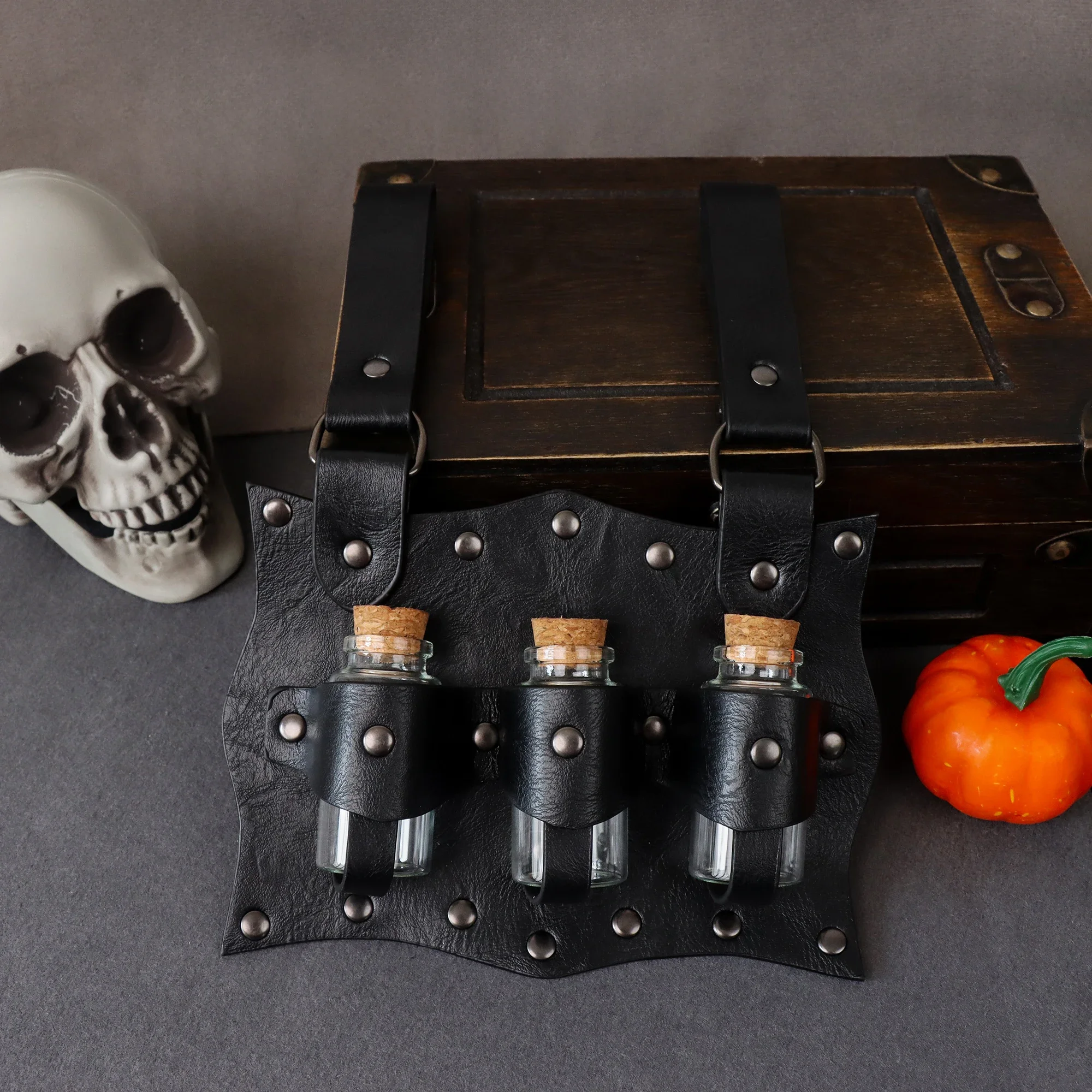 Fiala di alchimia medievale PU - Cosplay Prop Kit recensione e prezzo