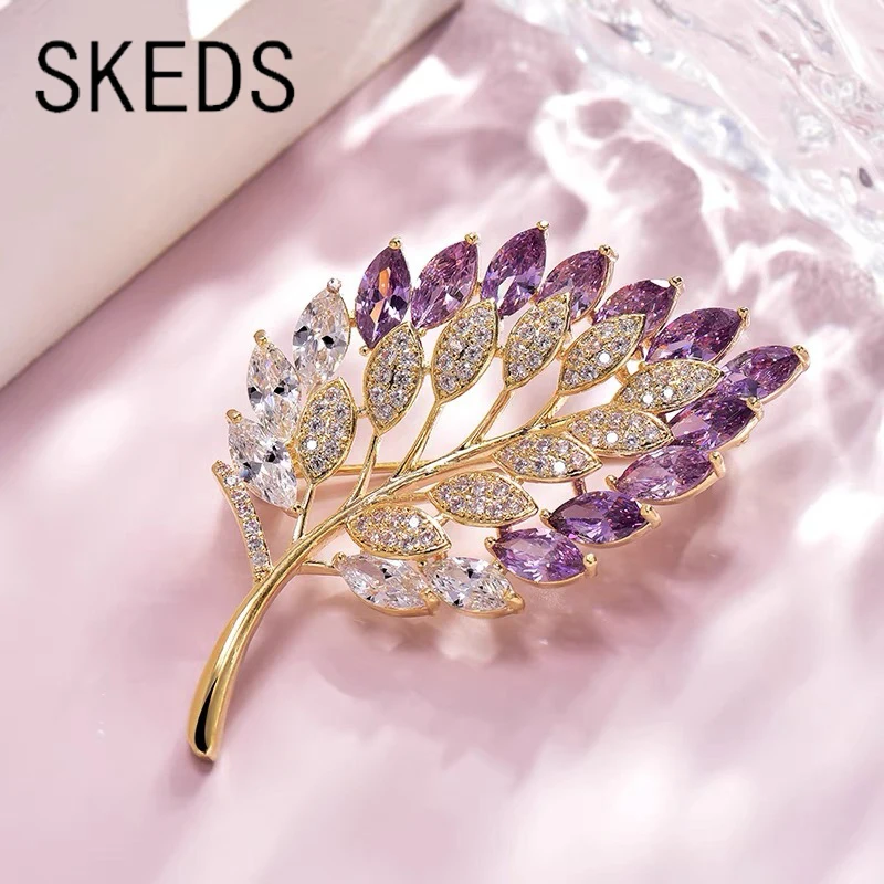 Crystal Shining Leaf Purple Brooches For Women Safety Pins Fashion Rhinestone Clothing Coat Brooch Accessories Elegant Pin