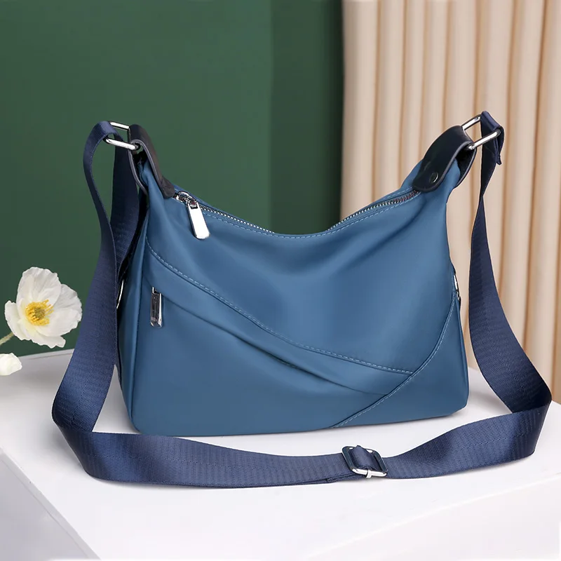 New Nylon Beach Tote Bag Fashion Womens Handbag Tote Oxford Shoulder Bags Female Waterproof Dumplings Folding Shopping Bag 2021