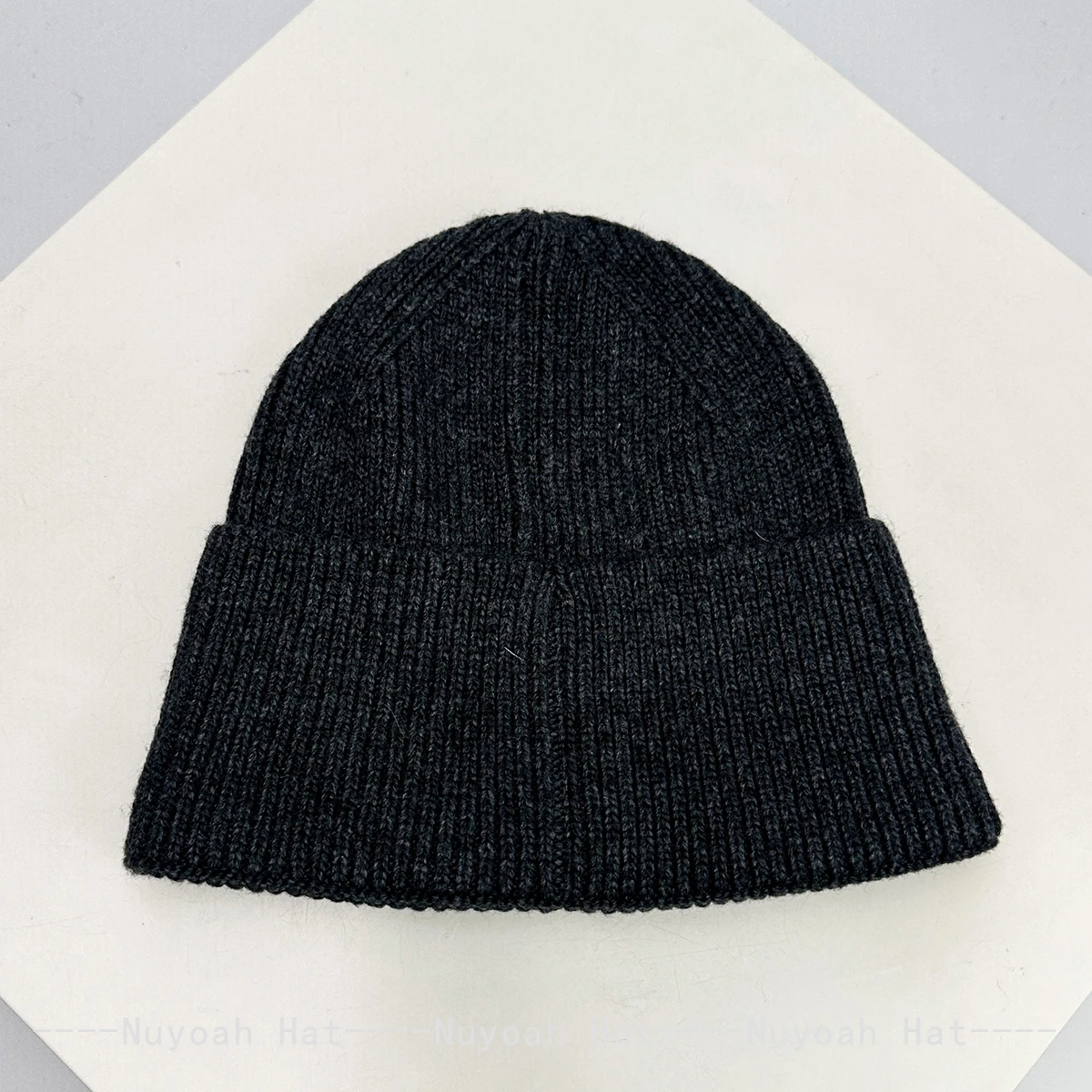 جديد الرجال النساء الشخصية النافثة للحبر رسائل قبعات منسوجة الدافئة عادية ظلة الكورية بيني الشارع تنوعا موضة ريترو تصميم الإضافية