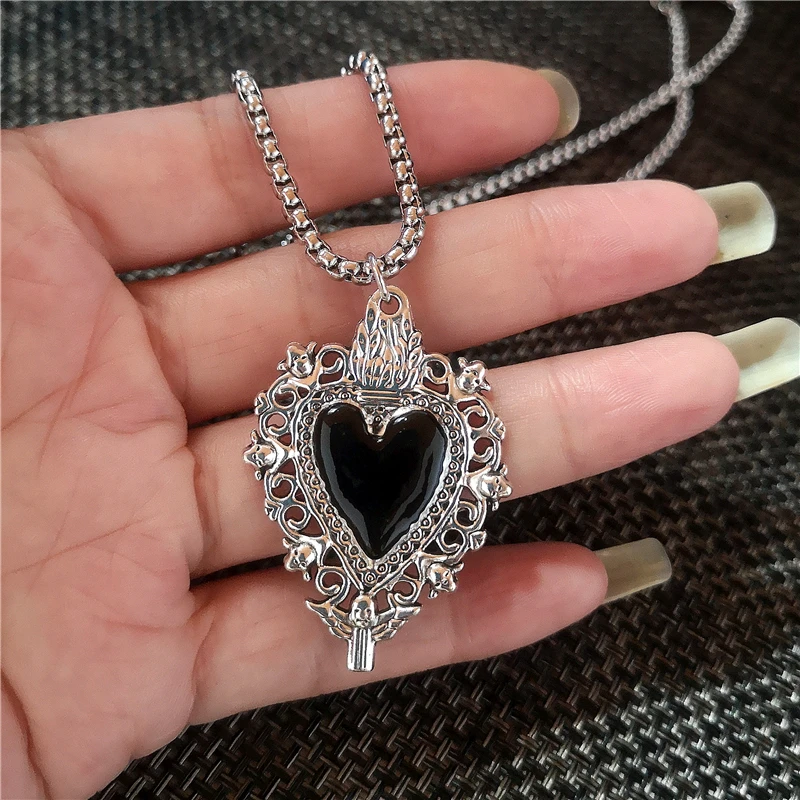 Gothic Y2K Black Thorn Cross Heart Pendant Choker Box Chains