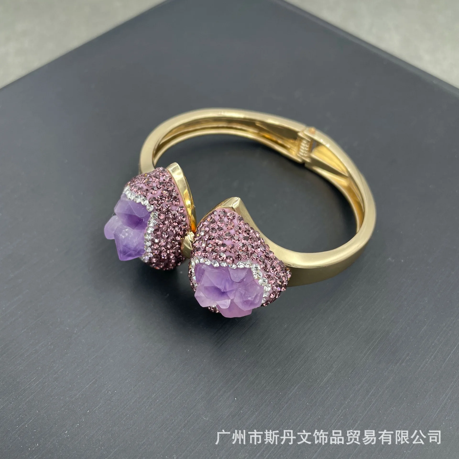 

New natural raw ore amethyst flower inlaid bracelet personalized rough stone bow color retention bracelet manufacturer wholesale