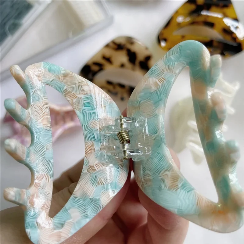 New Small Size Acetate Hair Claw Clip Hair Clamps Grab Colorful Hollowed Geometric Bath Shark Clip Korean Women Hair Accessories