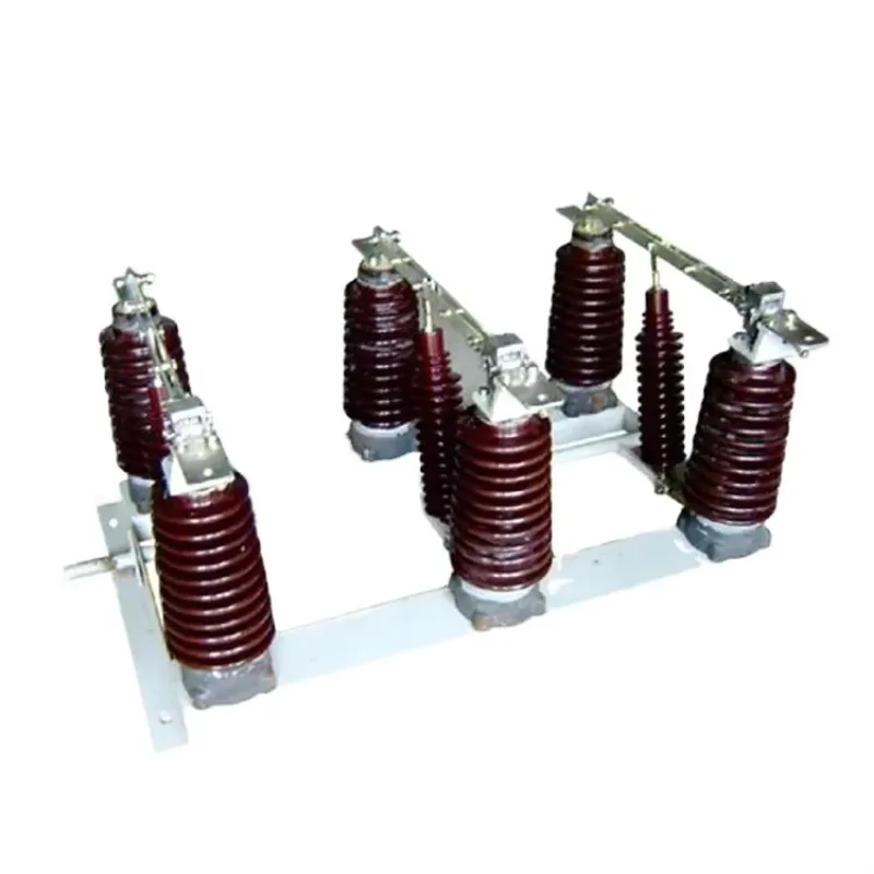 

Открытый 24-х СВ. Комбинированный выключатель, трансформатор высокого и среднего напряжения, выключатель нагрузки, предохранитель, изолятор, разъединитель