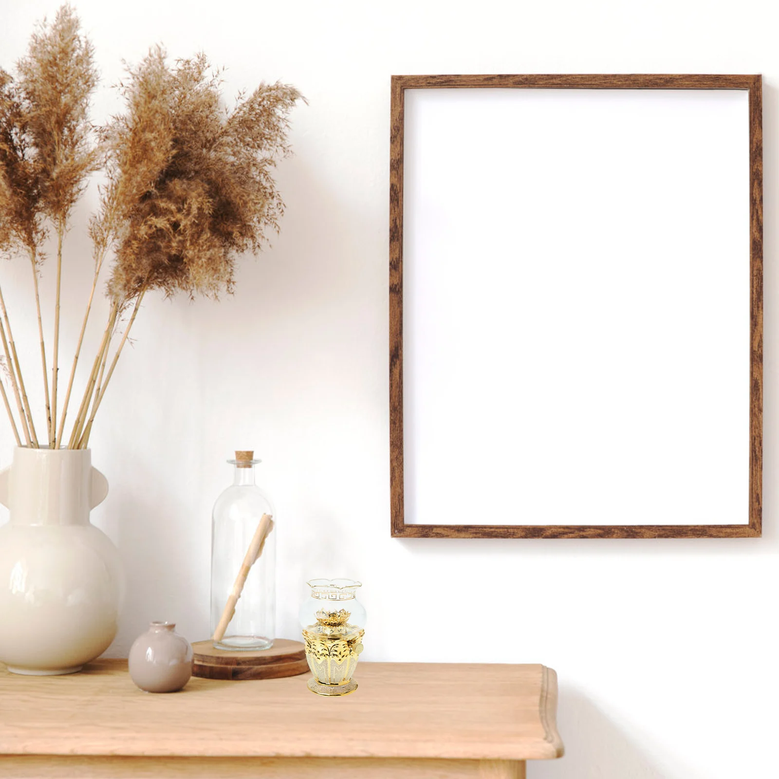 

Alloy Lotus Shaped Oil Lamp Buddha Decorative Lamp Glass Cover Oil Light Home Lighting Ornament for Meditation Worship