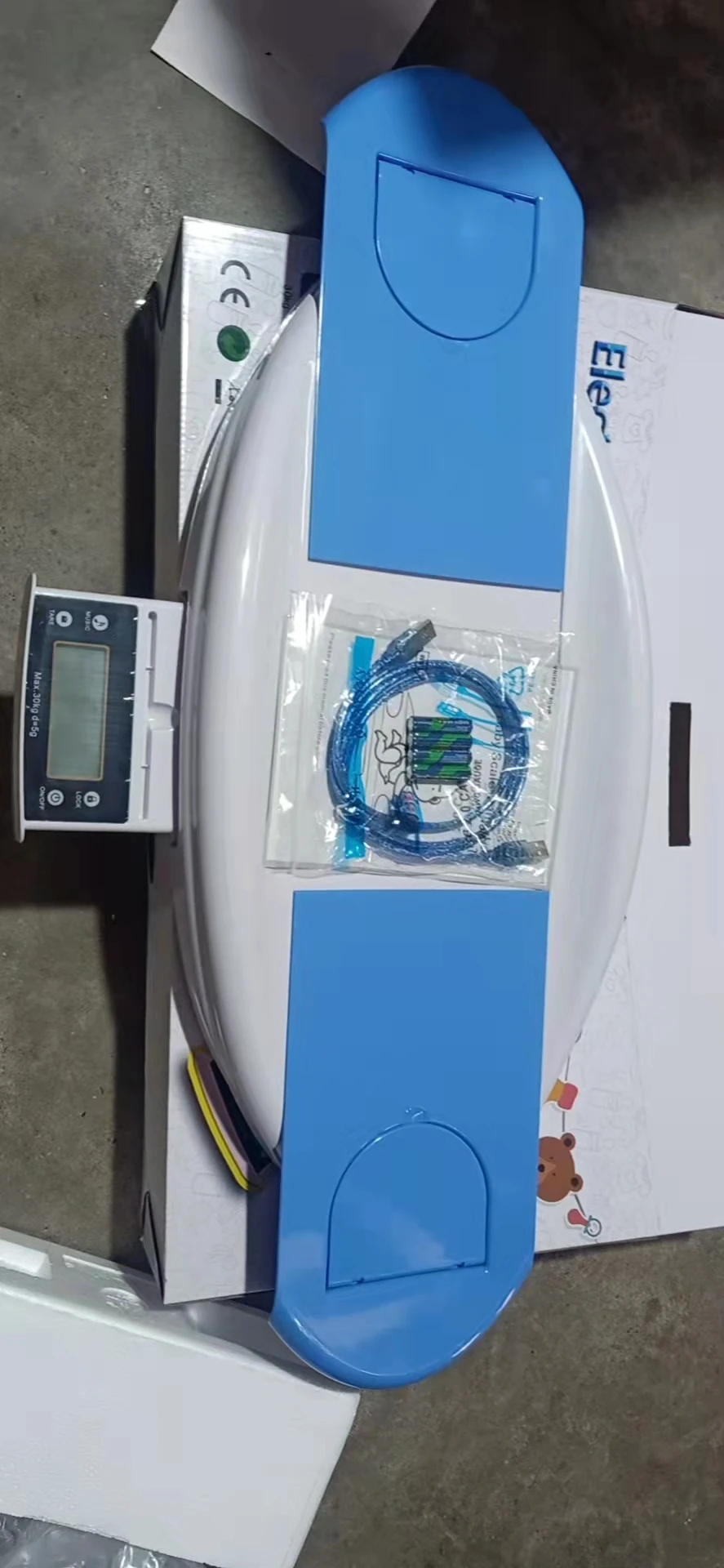 ميزان رقمي للأطفال (الوزن والارتفاع) #4