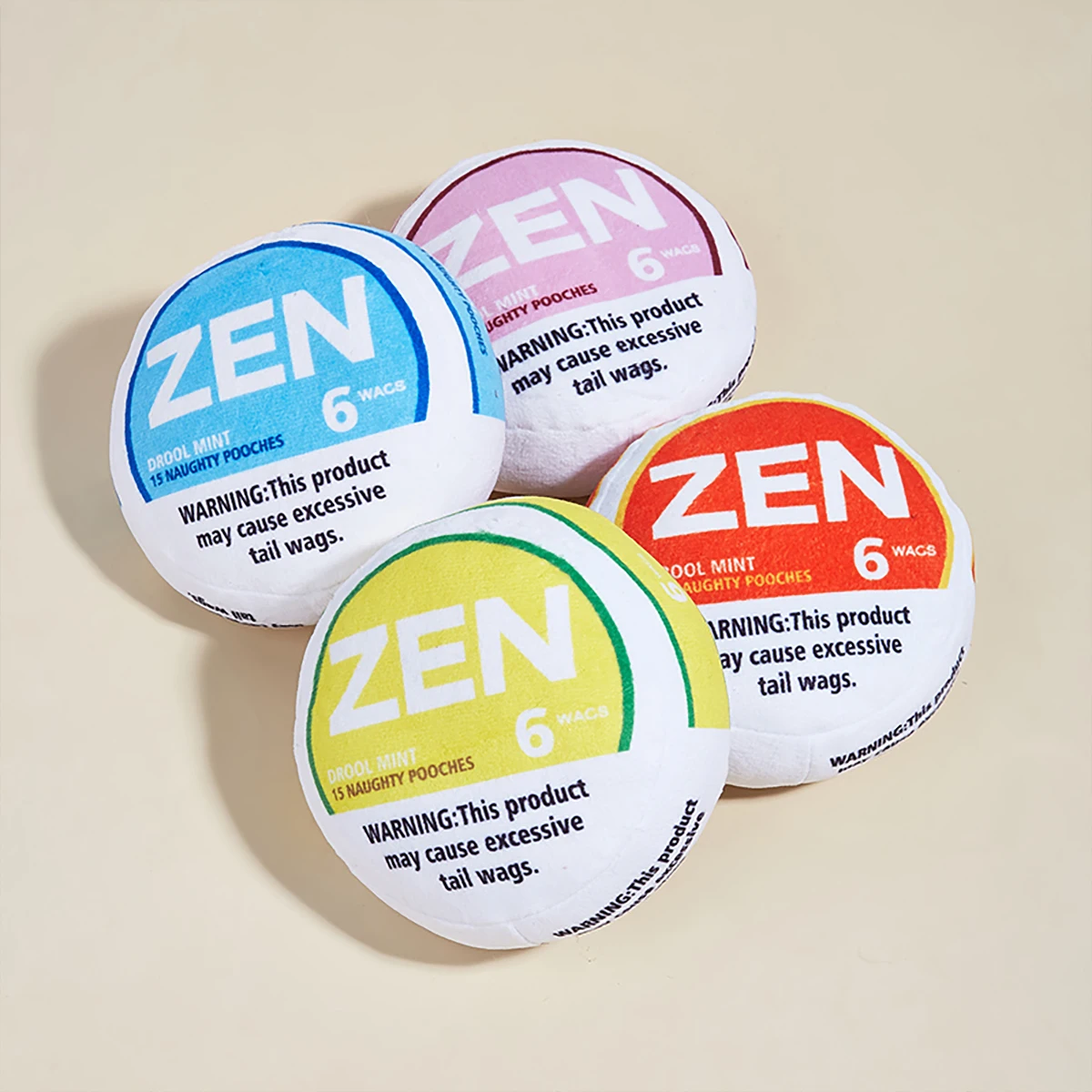 Zen Pupper Deckies Parodie Hundespielzeug – Plüsch quietschendes und knuspriges lustiges Hundespielzeug – Sabbern Mint – Detail 13