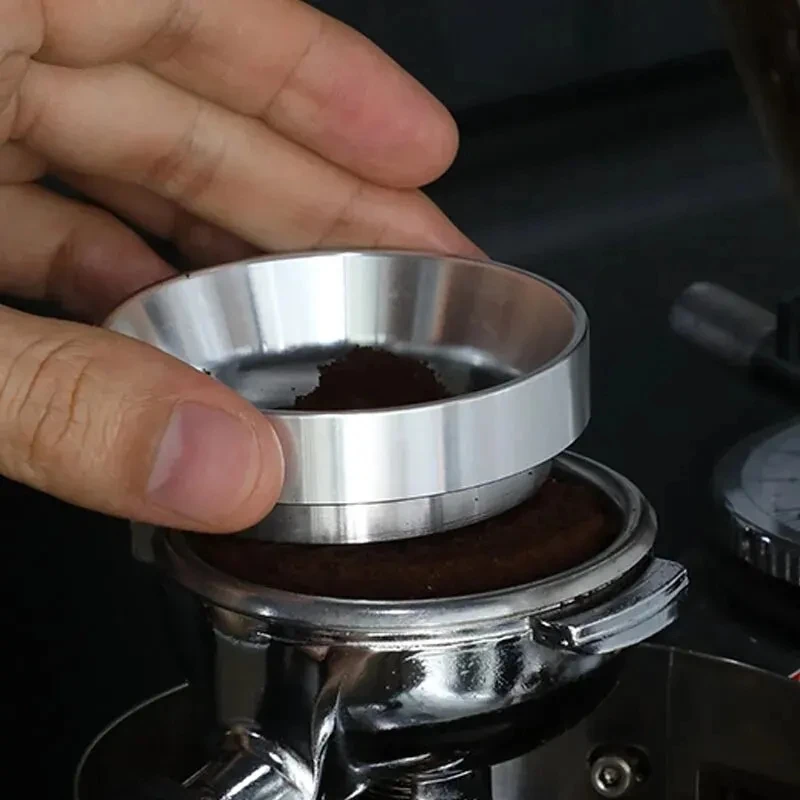 

1Pcs Coffee Dosing Ring Coffee Powder Tamper With Magnet for 51mm 53mm 58mm Bottomless Portafilter Coffee